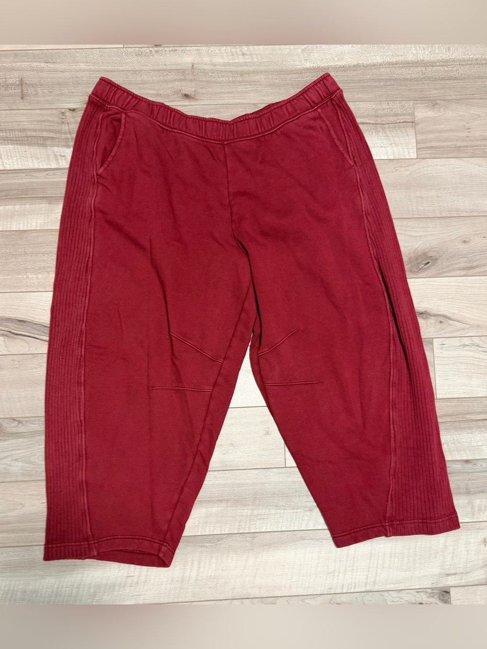 Aerie Oh Snap! Barrel Sweatpants - Picture 2 of 8